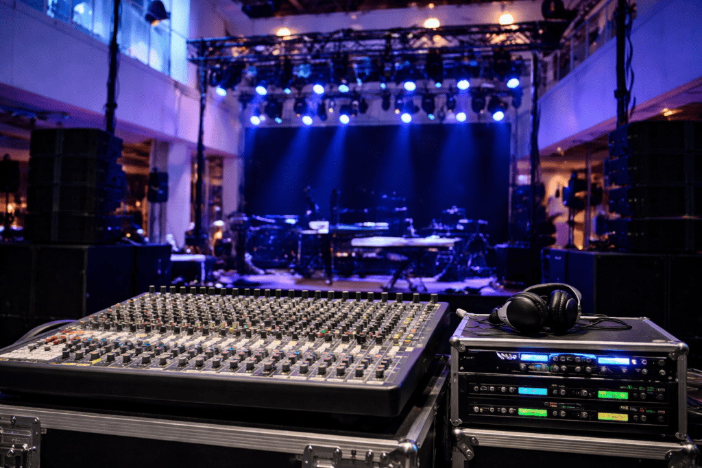 Профессиональный комплект звукового оборудования